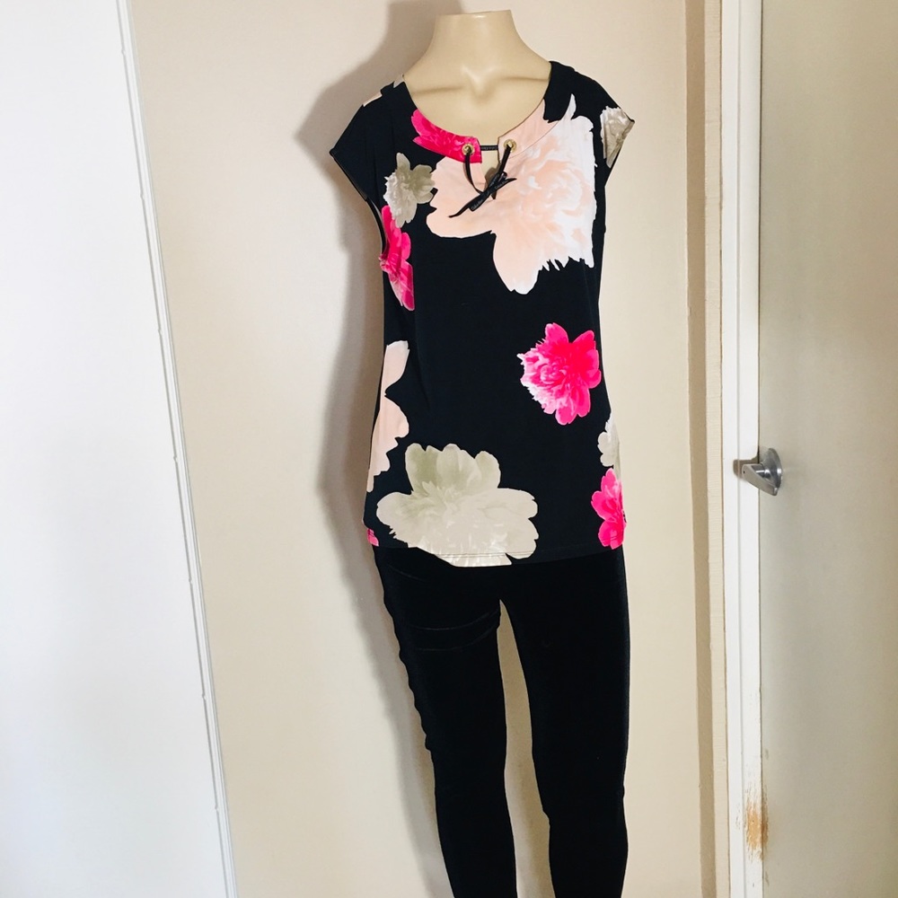 Floral top
